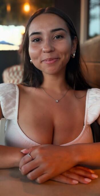 Full leaked Crismaia private onlyfans photo