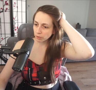 Full leaked Crystaahhl private onlyfans photo