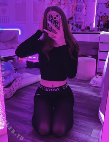 Full leaked Crystalmarykitty page private onlyfans photo