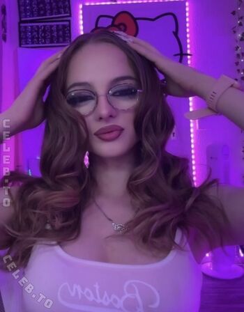 Full leaked Crystalmarykitty page private onlyfans photo