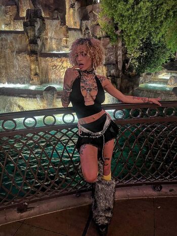 Full leaked Crystals nchantd page private onlyfans photo