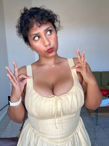 Full leaked Curlywurdy page private onlyfans photo