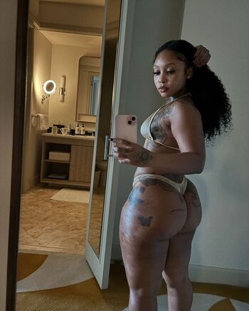 Full leaked Curvy goddesses page private onlyfans photo