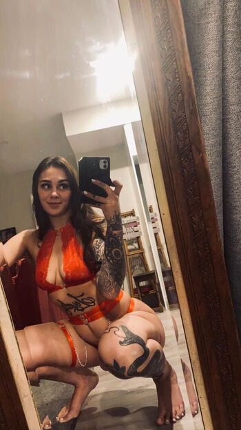 Full leaked Curvy goddesses page private onlyfans photo
