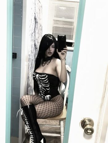 Full leaked Dathbygem page private onlyfans photo