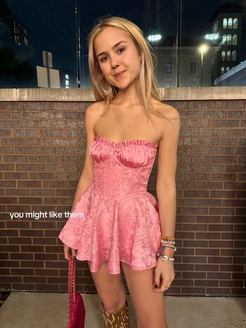 Full leaked Daisy briggs page private onlyfans photo