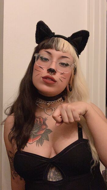 Full leaked Damnitselin private onlyfans photo