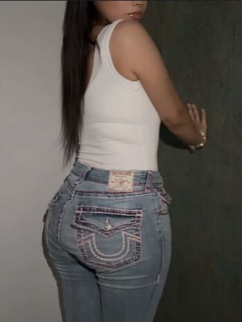 Full leaked Damnlizzyy private onlyfans photo