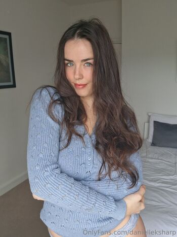 Full leaked Danielleksharp page private onlyfans photo