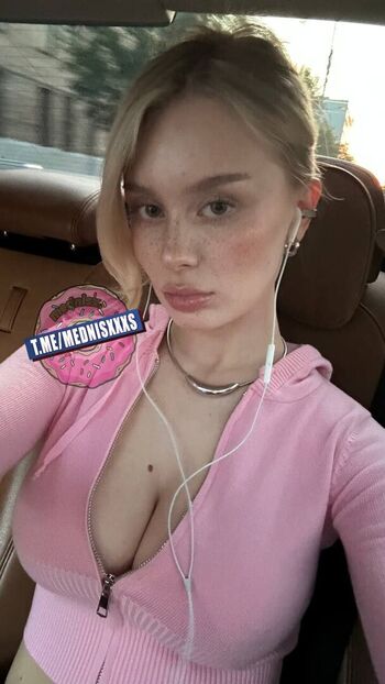 Full leaked Dasha doshik private onlyfans photo