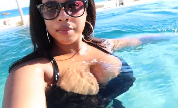 Full leaked Dee shanell private onlyfans photo