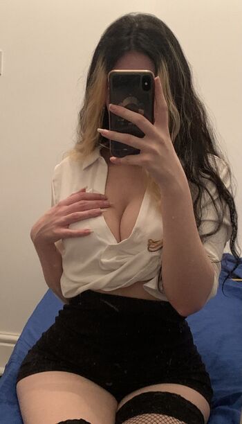 Full leaked Delusionalshne page private onlyfans photo