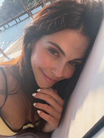 Dilara Aksüyek