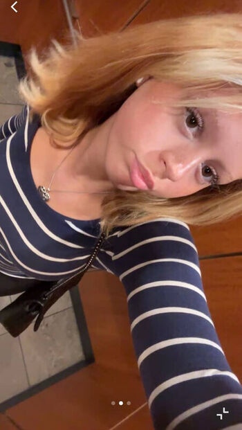 Full leaked Dinmammis private onlyfans photo