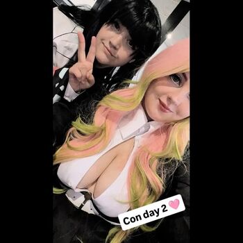 Full leaked Dinosaurqueen private onlyfans photo