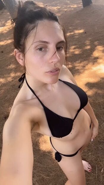 Full leaked Ditonellapiaga page private onlyfans photo