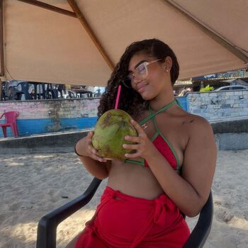 Full leaked Docyhoney page private onlyfans photo