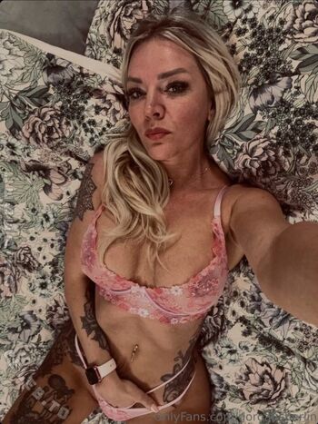 Full leaked Doro aus berlin private onlyfans photo