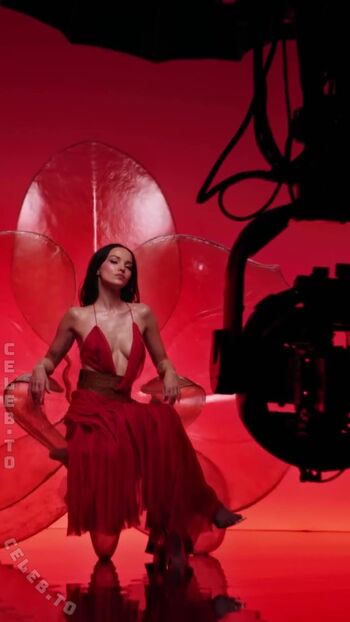Full leaked Dove cameron page private onlyfans photo