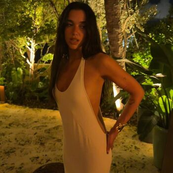 Full leaked Dua lipa  page private onlyfans photo