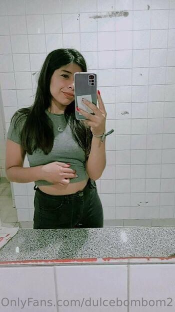 Full leaked Dulcebombom private onlyfans photo