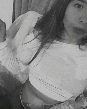 Full leaked Dulcebombom private onlyfans photo
