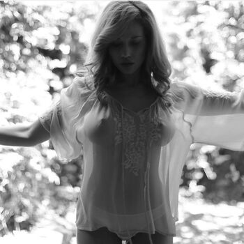 Full leaked Eleashea barham private onlyfans photo