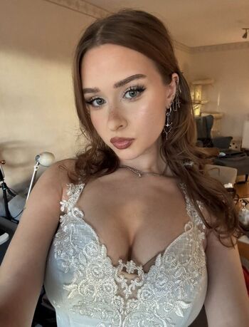 Full leaked Elinatwitch private onlyfans photo
