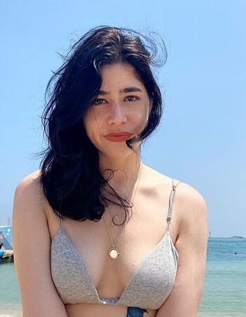 Full leaked Elisetran page private onlyfans photo