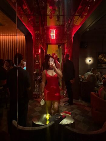 Full leaked Elizabeth vy private onlyfans photo