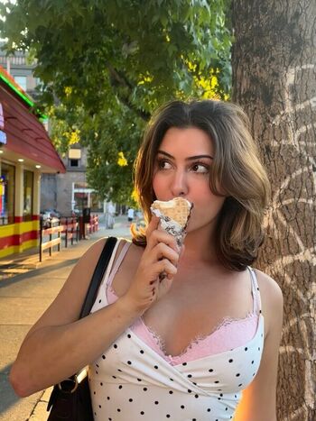 Full leaked Elizzle private onlyfans photo