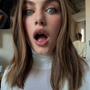 Full leaked Ella bright page private onlyfans photo