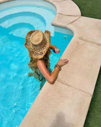 Full leaked Ella deasy private onlyfans photo