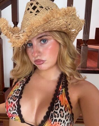 Full leaked Ella deasy private onlyfans photo