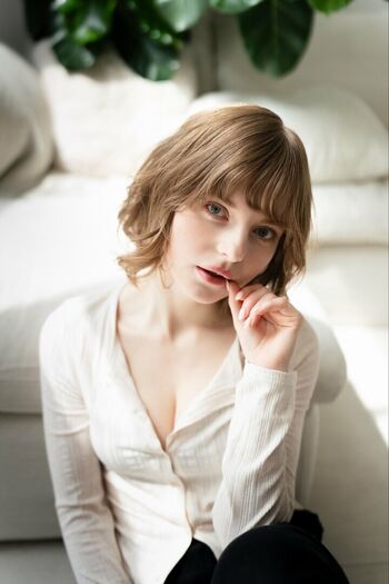Full leaked Ella freya  page private onlyfans photo