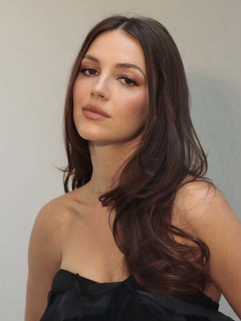 Full leaked Ella hunt private onlyfans photo