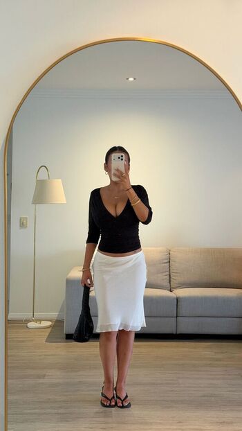 Full leaked Ella midgley page private onlyfans photo