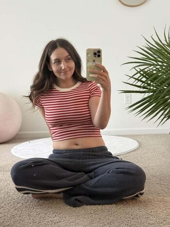 Full leaked Dollywinks / private onlyfans photo