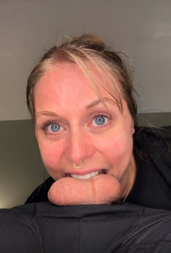 Full leaked Ellenglow page private onlyfans photo