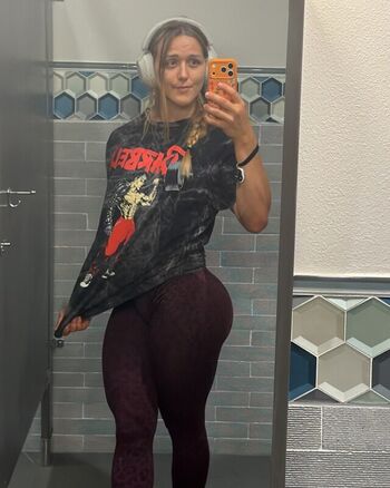 Full leaked Ellenvy private onlyfans photo