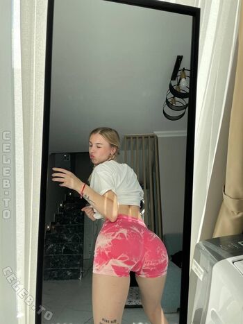 Full leaked Ellie candy page private onlyfans photo