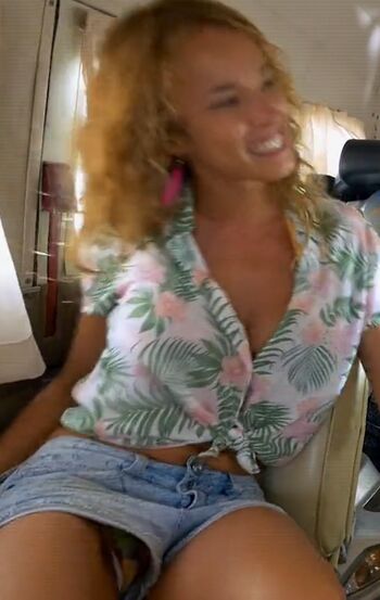 Full leaked Elodie fontan private onlyfans photo