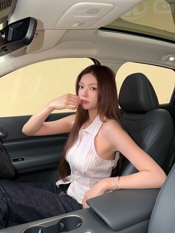 Full leaked Elyn leong page private onlyfans photo