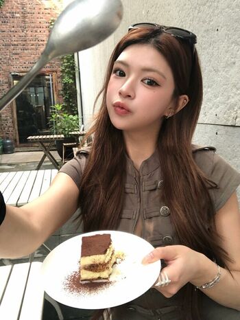 Full leaked Elyn leong private onlyfans photo