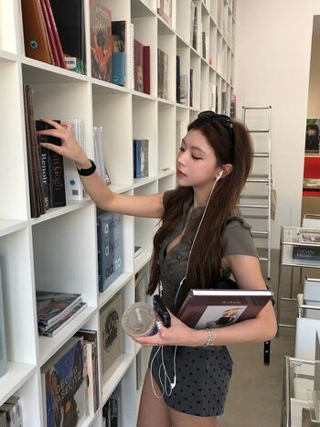 Full leaked Elyn leong private onlyfans photo