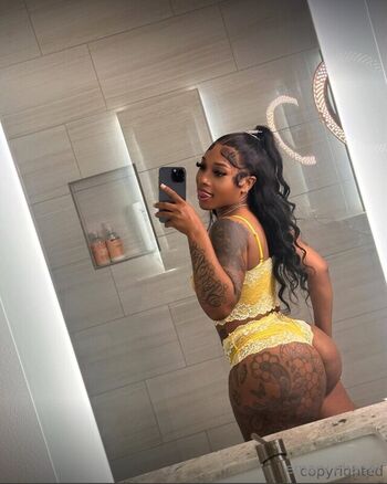 Full leaked Emary chanel private onlyfans photo