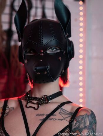 Full leaked Ember wolf private onlyfans photo