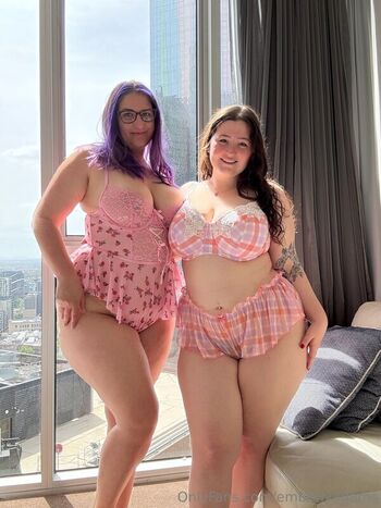 Full leaked Emberly adams private onlyfans photo