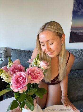 Full leaked Emely davis page private onlyfans photo