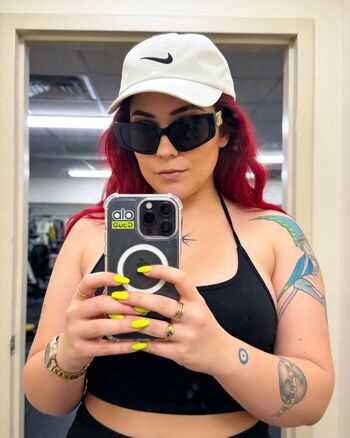 Full leaked Emeraldskky page private onlyfans photo